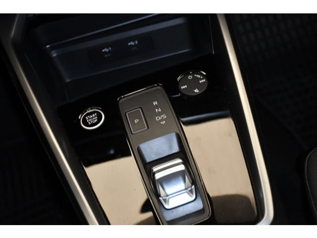 Audi A3 30 TFSI S-Tronic Sportback