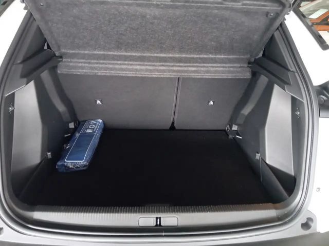 Peugeot E-2008 Allure Pack