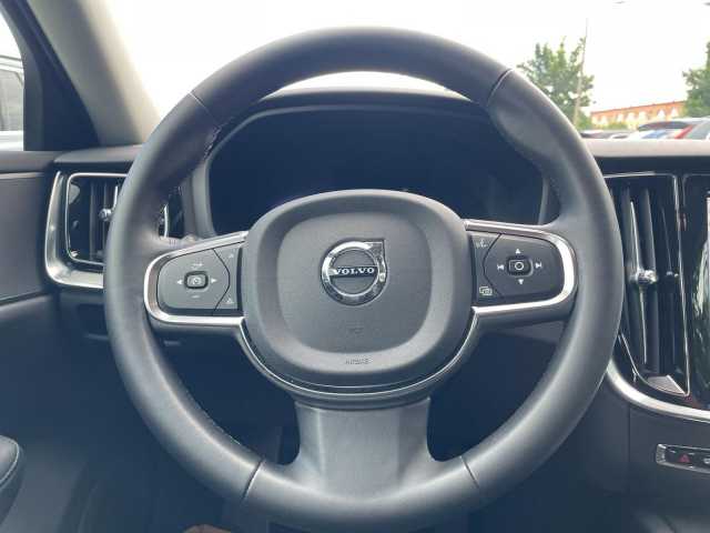 Volvo V60 18'