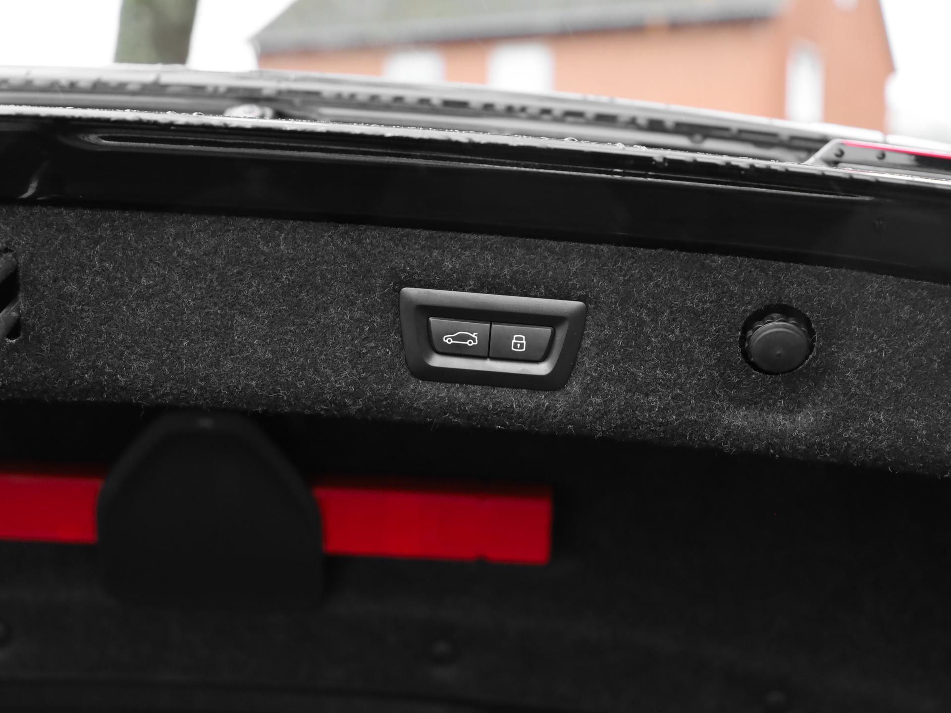 BMW 530 530e Luxury Line Sedan