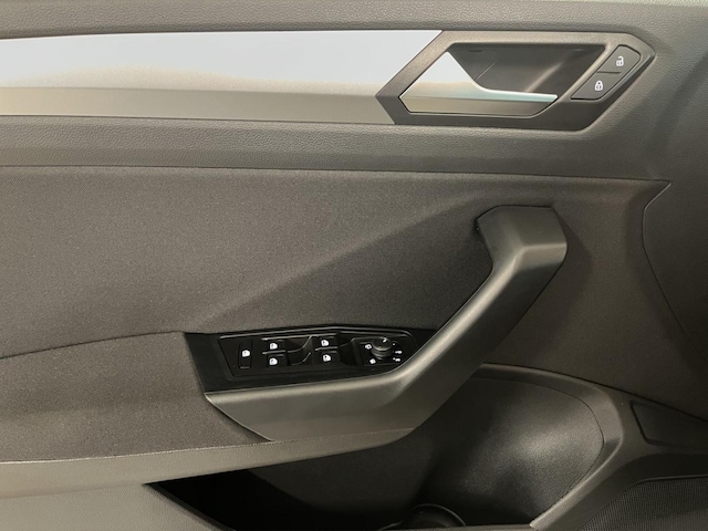 Volkswagen T-Roc 1.5 TSI DSG Life