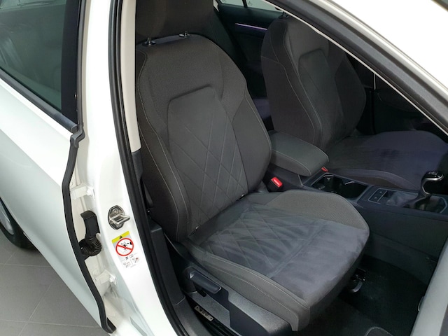 Volkswagen Golf 1.0 TSI Life