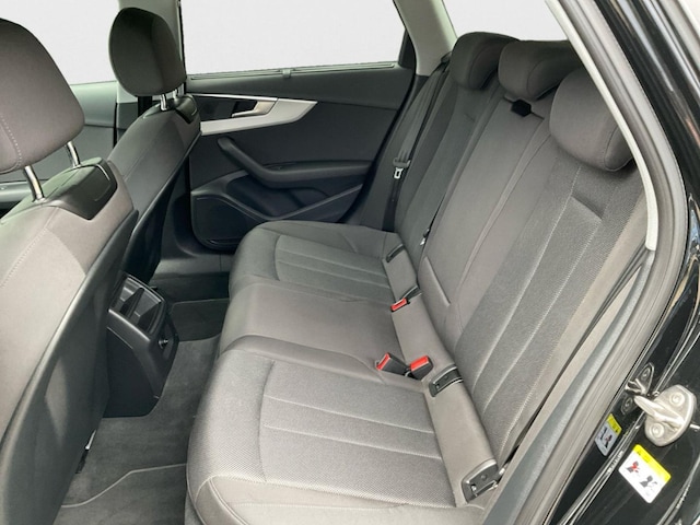 Audi A4 35 TFSI Avant S-Tronic