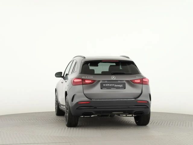 Mercedes-Benz GLA 220 4MATIC AMG Line