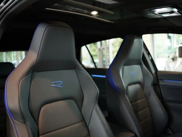 Volkswagen Golf R Performance 4M *2.H *19 *Pano *AKRA *DCC