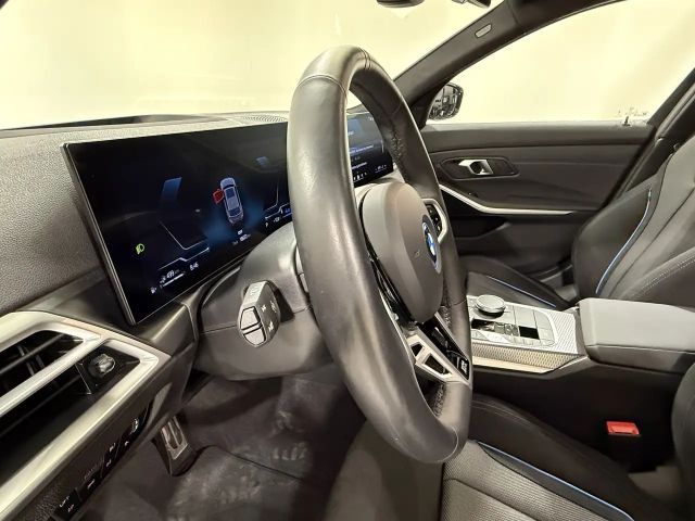 BMW 330 330e M-Sport Touring