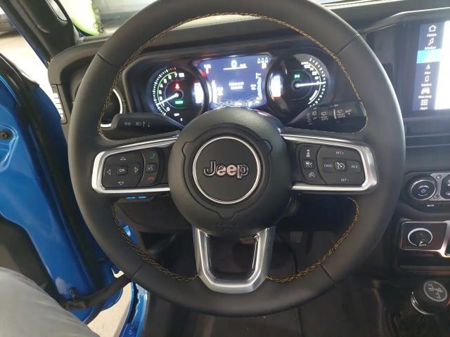 Jeep Wrangler Sahara