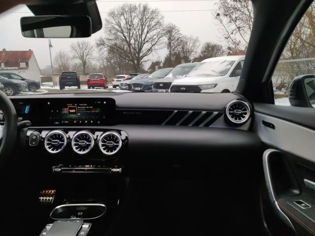 Mercedes-Benz A 45 AMG 4MATIC AMG Line