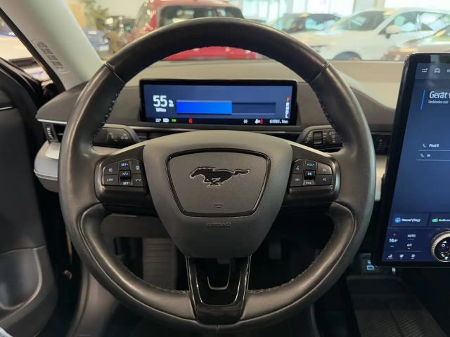 Ford Mustang Mach-E ST Line