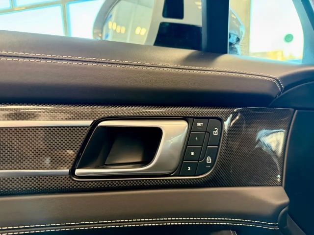 Porsche Panamera GTS Sport Turismo