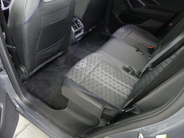 Volkswagen Tayron 2.0 TDI 4Motion DSG R-Line