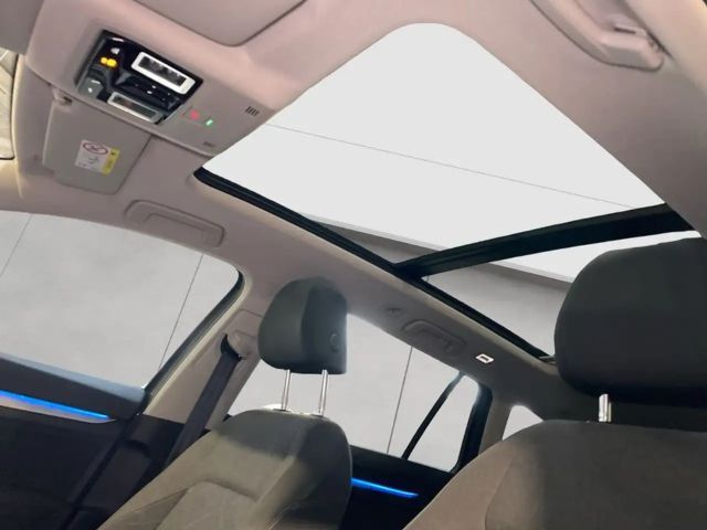 Volkswagen Golf 1.5 TSI Life Variant