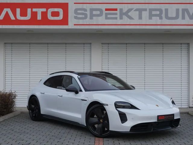 Porsche Taycan Sport Turismo Turbo