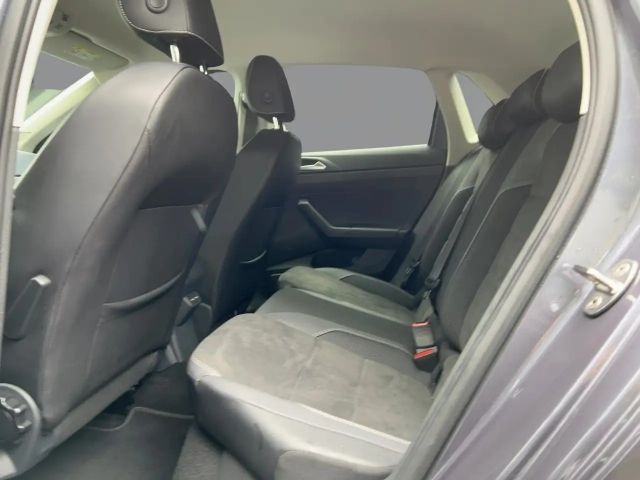 Volkswagen Polo 1.0 TSI DSG Style