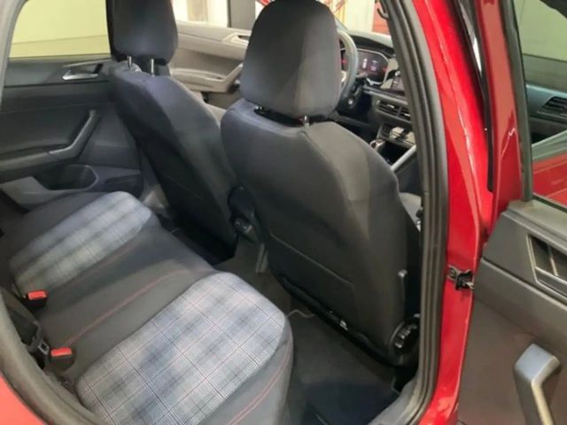 Volkswagen Polo 2.0 TSI DSG GTI