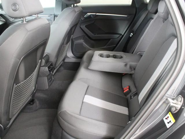 Audi A3 30 TFSI Sedan