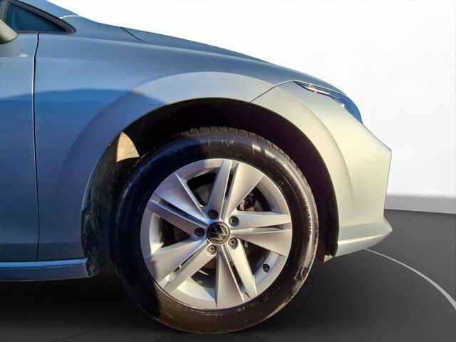 Volkswagen Golf 1.5 TSI Golf VIII