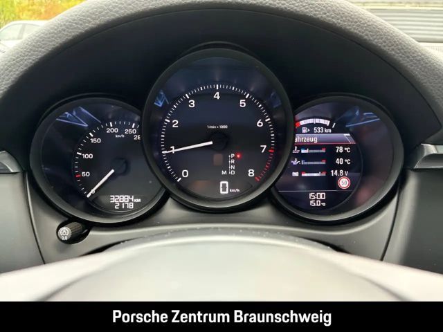 Porsche Macan Rückfahrkamera Sportabgas Luftfederung LED