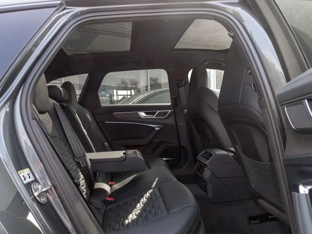 Audi RS6 Avant Quattro