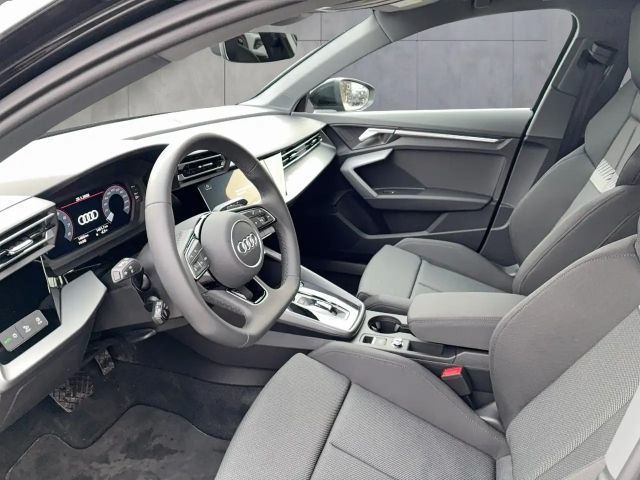 Audi A3 30 TFSI Sedan