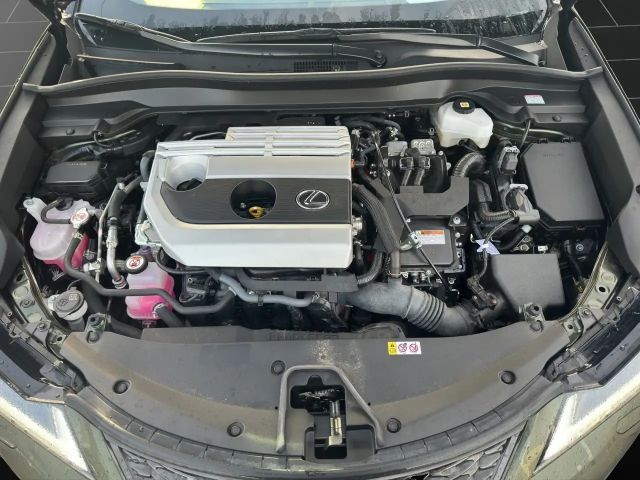 Lexus UX 250h Style Edition