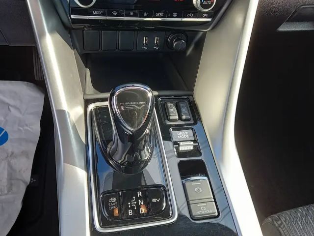 Mitsubishi Eclipse Cross 4WD