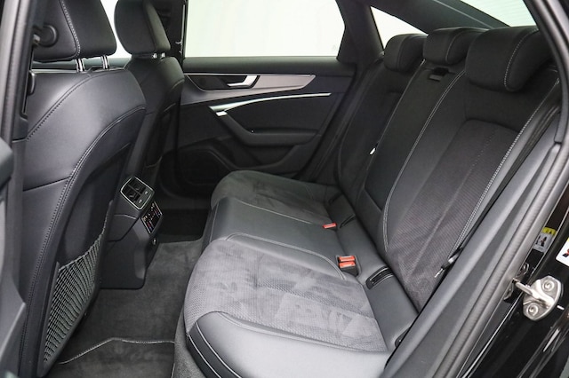 Audi S6 Quattro Sedan