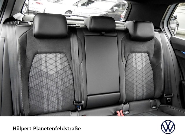 Volkswagen Golf DSG R-Line