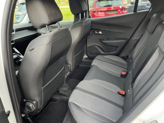 Peugeot E-2008 Allure Pack