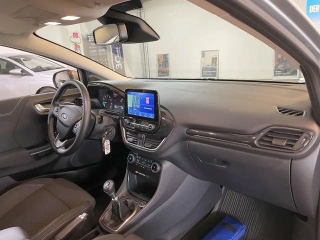 Ford Puma EcoBoost Titanium