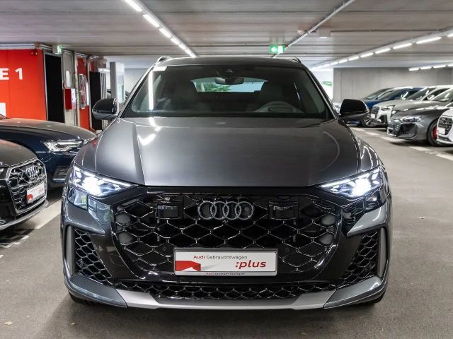 Audi RS Q8 Performance