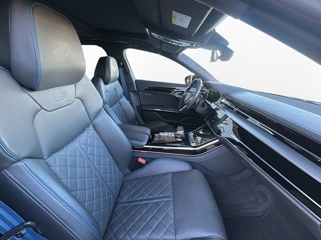 Audi A8 60 TFSI Hybride Quattro