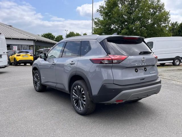 Nissan X-trail 1.5VC-T MHEV 163PS  N-Conn. HUD PANO NAVI