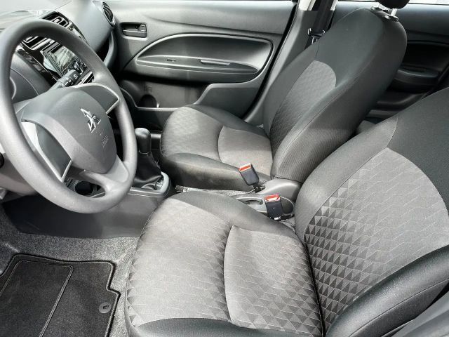 Mitsubishi Space Star Star