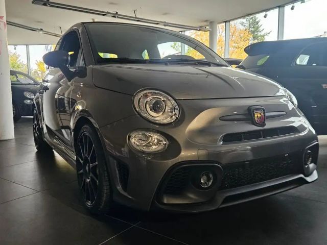 Abarth 695 T-Jet