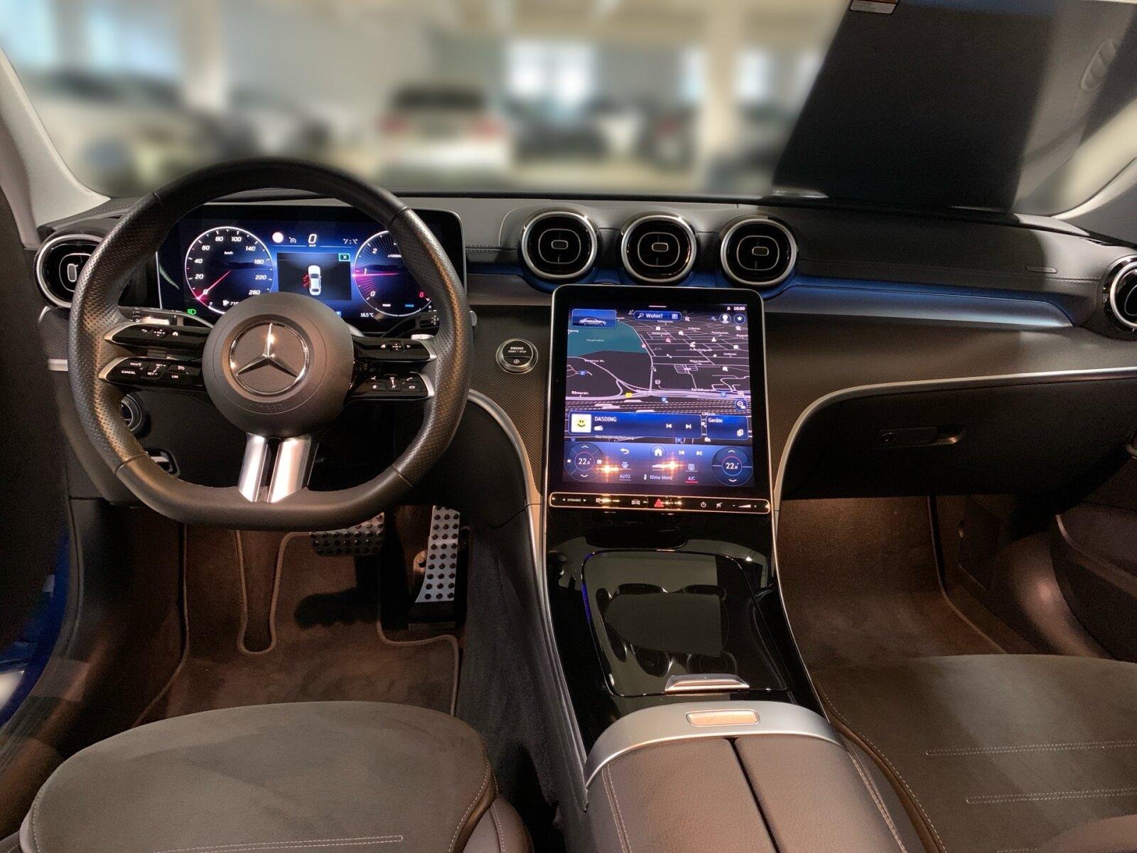 Mercedes-Benz C 220 AMG Line C 220 d Sedan