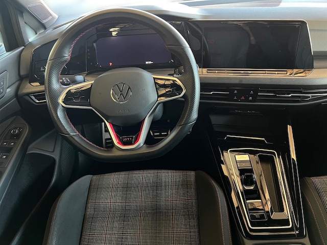 Volkswagen Golf 2.0 TSI Golf VIII