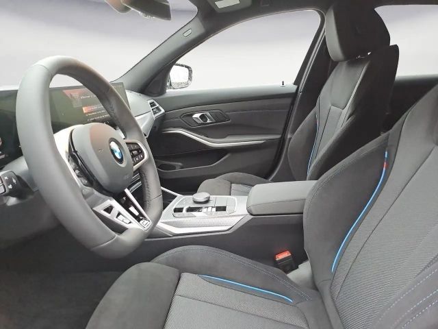 BMW 320 320d M-Sport Touring xDrive