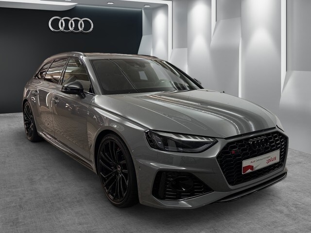 Audi RS4 Avant Quattro