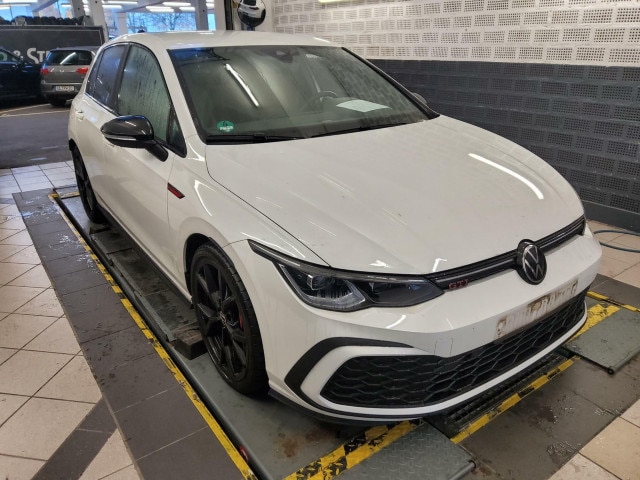 Volkswagen Golf 2.0 TSI DSG GTI Style