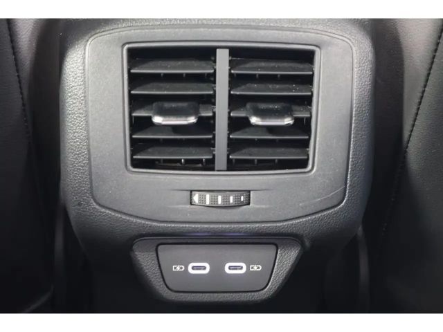 Volkswagen T-Roc 1.5 TSI Cabriolet R-Line