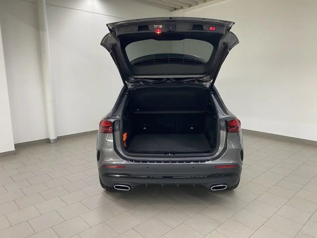 Mercedes-Benz GLA 250 AMG Line