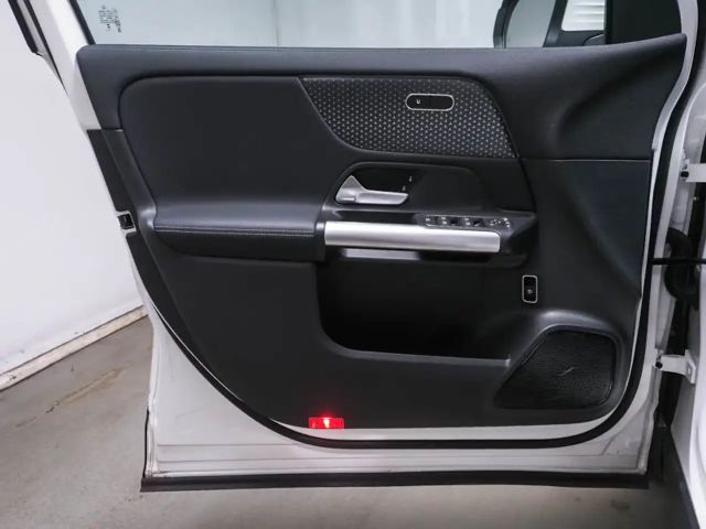 Mercedes-Benz EQA 300 4MATIC Advanced