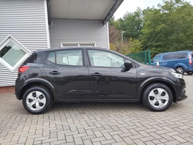 Dacia Sandero Essential TCe 90