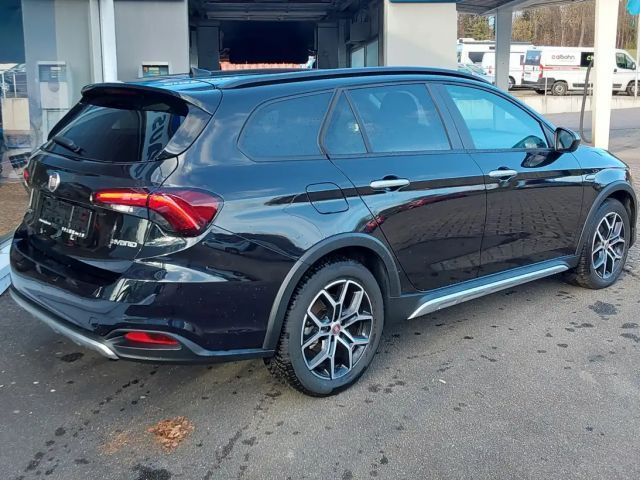 Fiat Tipo Cross Station wagon