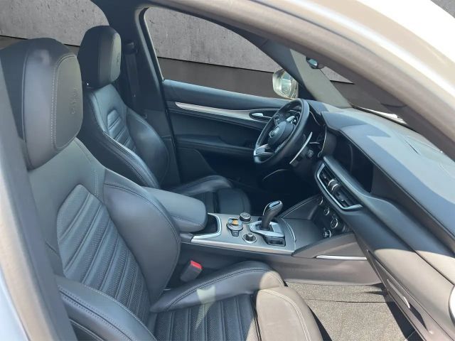 Alfa Romeo Stelvio Q4 Veloce