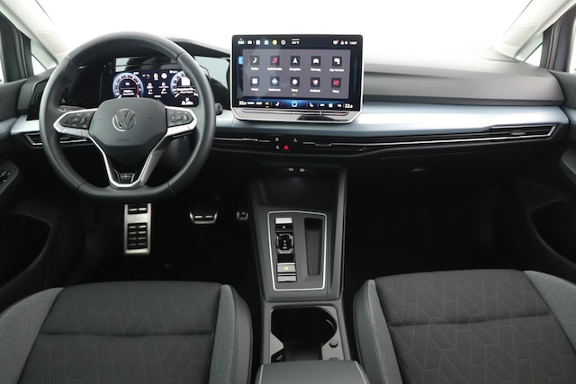 Volkswagen Golf 1.5 eTSI DSG Golf VIII