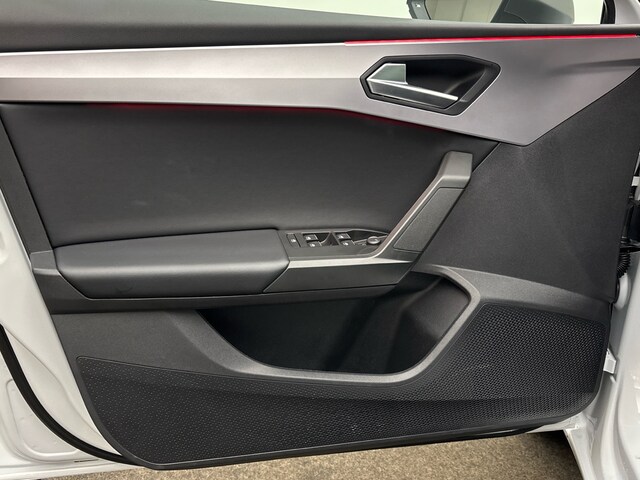 Seat Leon 1.5 eTSI DSG FR-lijn Sportstourer