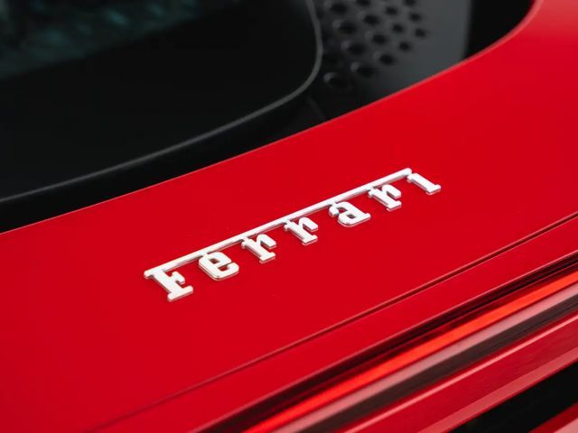 Ferrari SF90 Spider