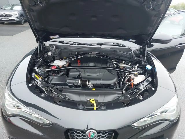 Alfa Romeo Stelvio AT8 Q4 Veloce